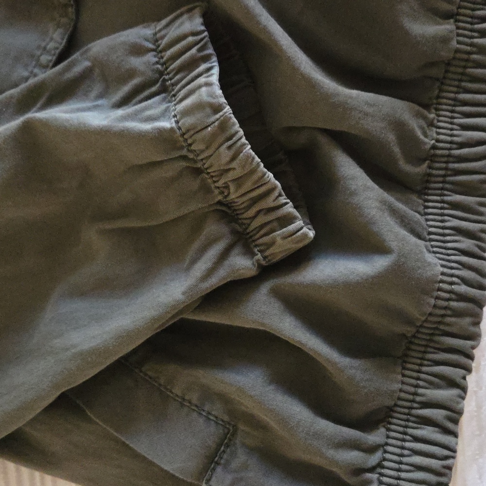 Olive Green Hooded Pullover Utility Jacket - Picture 7 of 7